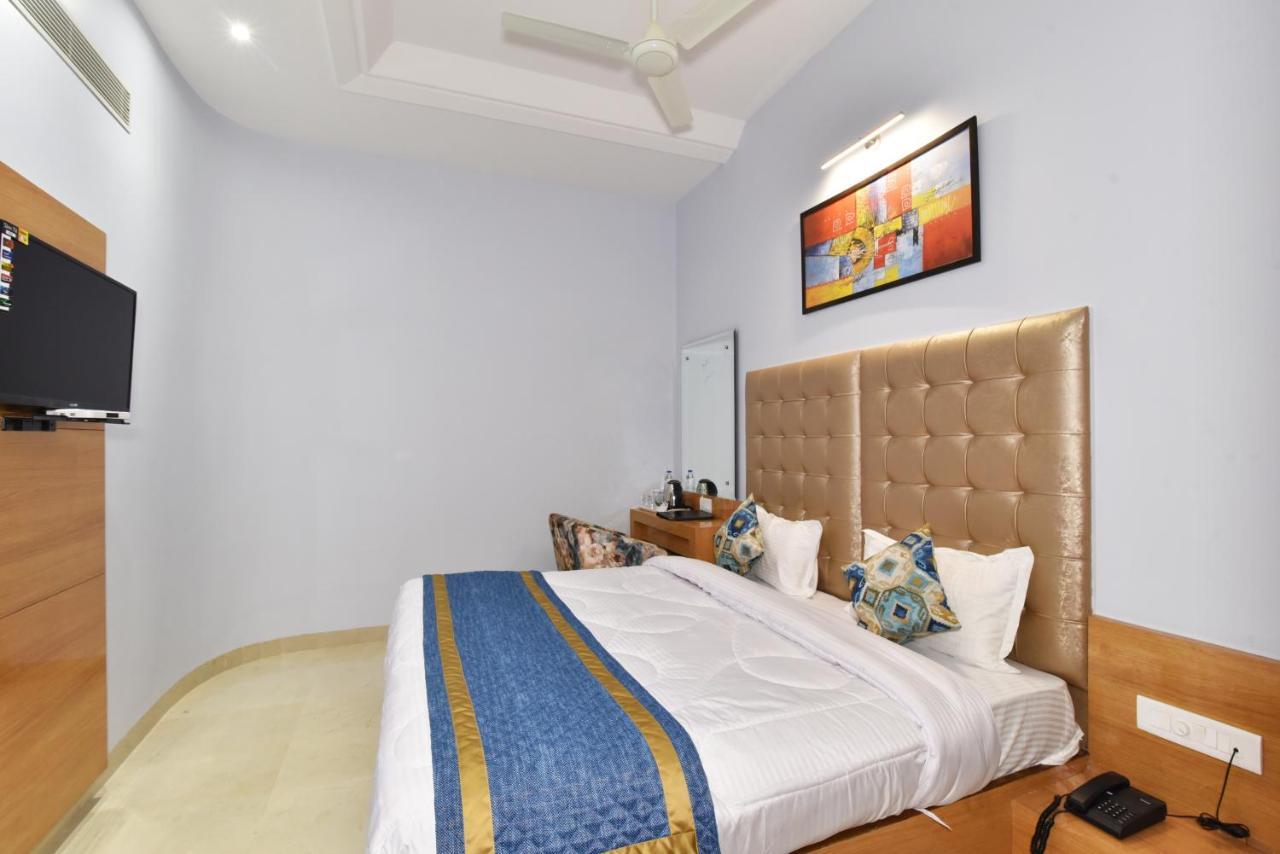 אמריצר Hotel Vacation Inn מראה חיצוני תמונה